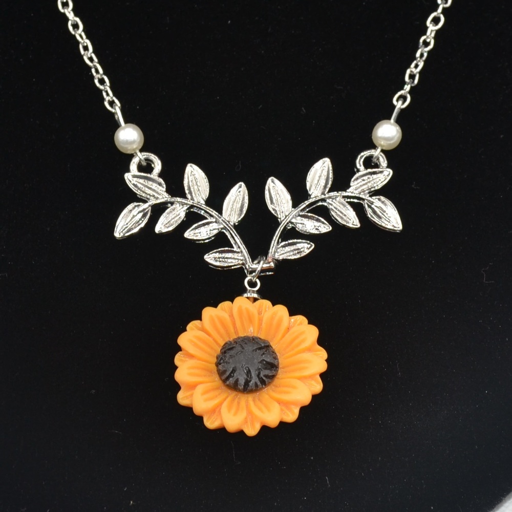Pretty Sunflower Necklace with Silver Chain
